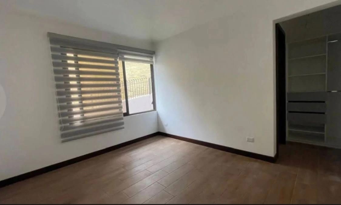 CASA EN ALQUILER EN LOMAS DE SAN ISIDRO ZONA 16 — Casa en Alquiler en Lomas de San Isidro, Zona 16, Guatemala, Ciudad — foto 5 de 8
