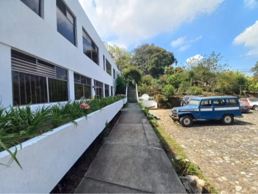 CASA EN PUNTO COMERCIAL EN ALQUILER KM 8 CAES — Casa en Alquiler en Carretera a El Salvador, Guatemala, Ciudad — foto 4 de 15