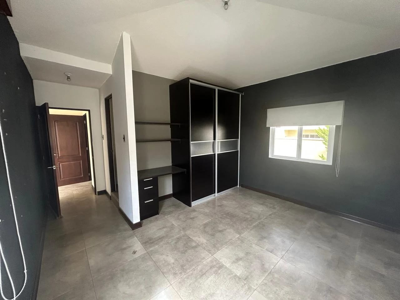 PRECIOSA CASA EN VENTA DE O RENTA EN CAÑADAS DEL ENCINAL 2 LOTES JUNTOS — Casa en Venta en Zona 7 Mixco, Guatemala, Ciudad — foto 12 de 17