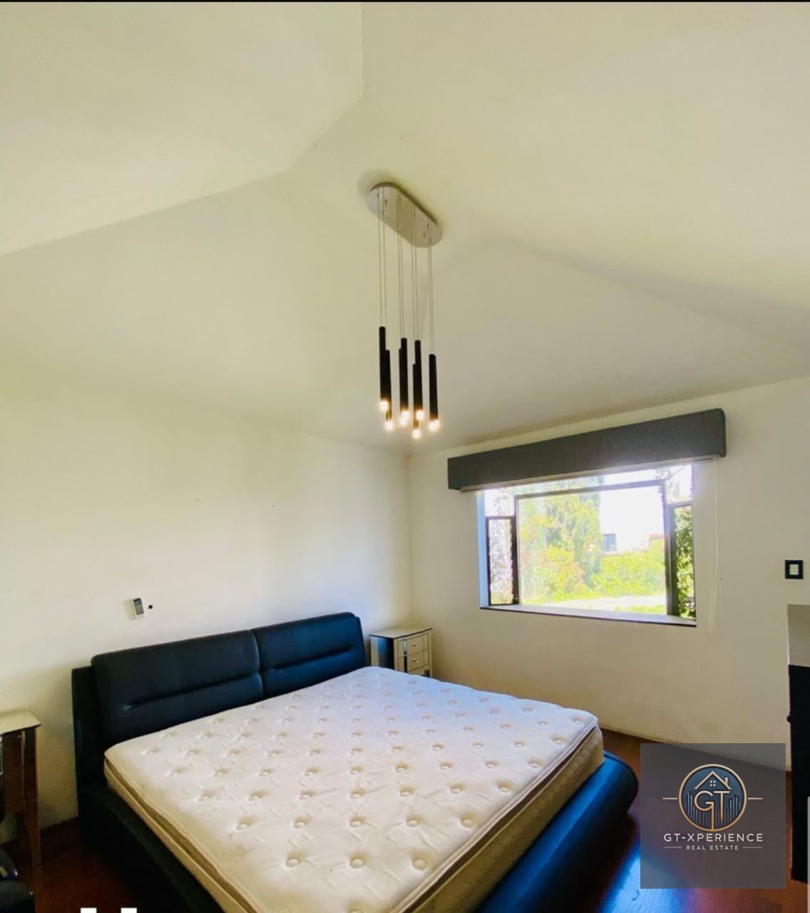 Linda y amplia casa en Condominio Windsor zona 8 San Cristobal — Casa en Venta en Zona 8 Mixco, Guatemala, Ciudad — foto 8 de 12