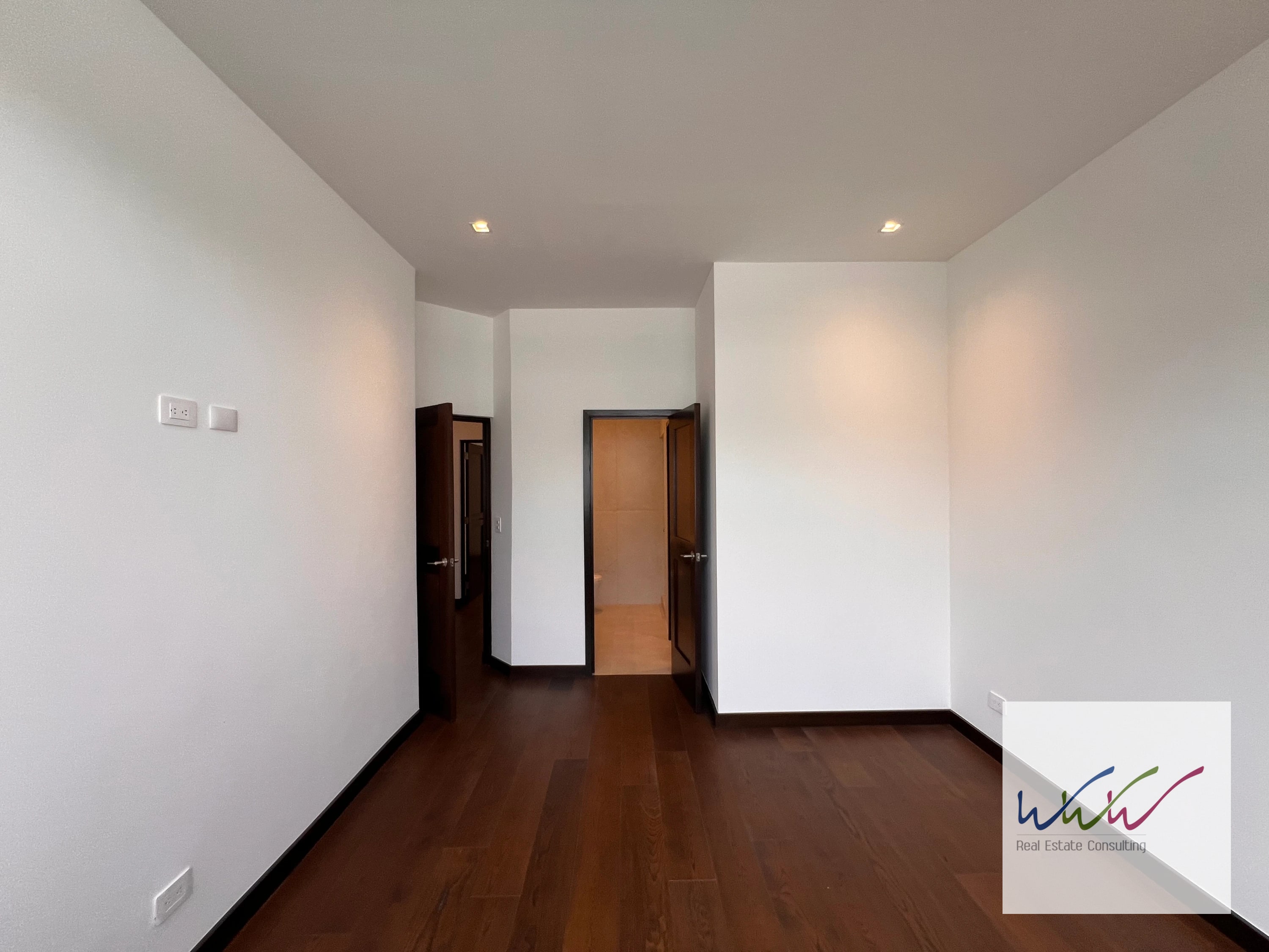 Vendo amplia casa en Oakland, zona 10 — Casa en Venta en Oakland I, Zona 10, Guatemala, Ciudad — foto 13 de 15