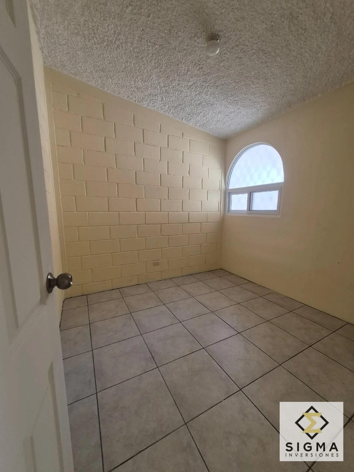 Propiedad con Excelente ubicación en Zona 7, Ciudad de Plata 2 — Casa en Venta en Ciudad de Plata, Zona 7, Guatemala, Ciudad — foto 2 de 9