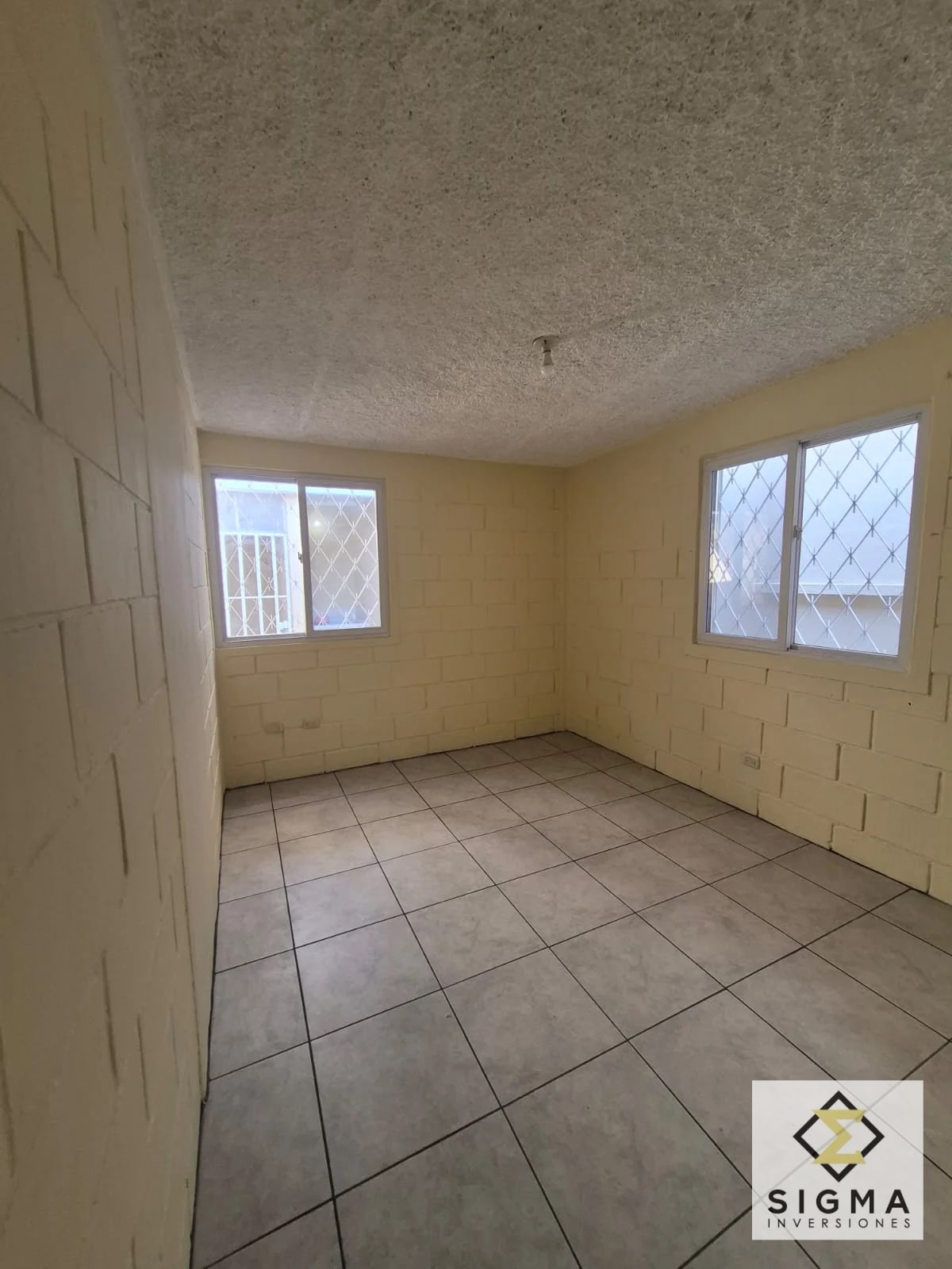Propiedad con Excelente ubicación en Zona 7, Ciudad de Plata 2 — Casa en Venta en Ciudad de Plata, Zona 7, Guatemala, Ciudad — foto 3 de 9