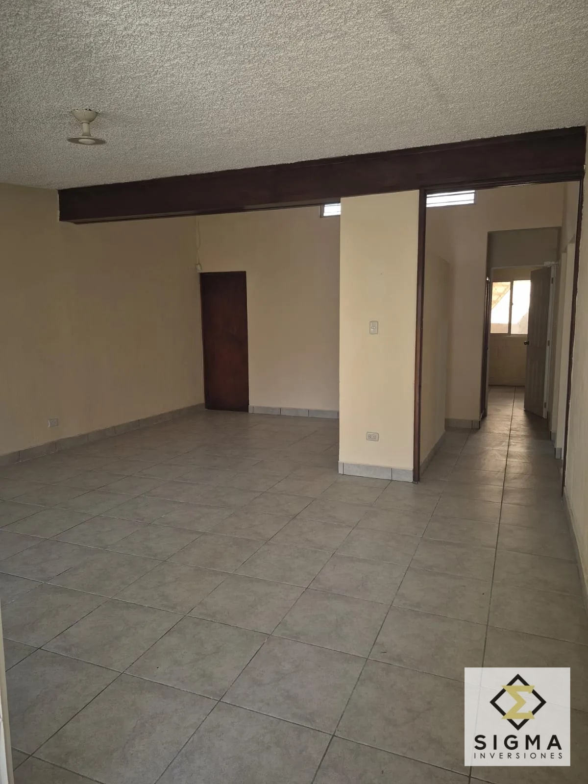 Propiedad con Excelente ubicación en Zona 7, Ciudad de Plata 2 — Casa en Venta en Ciudad de Plata, Zona 7, Guatemala, Ciudad — foto 7 de 9