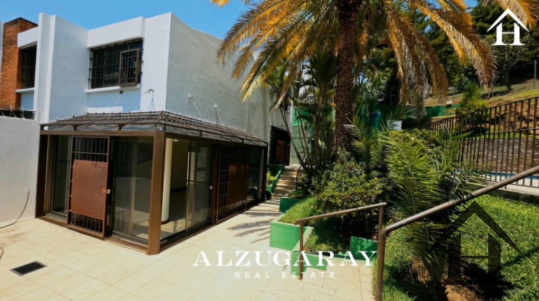 Casa con jardín y piscina condominio zona 10 — Casa en Venta en Zona 10, Guatemala, Ciudad — foto 10 de 10