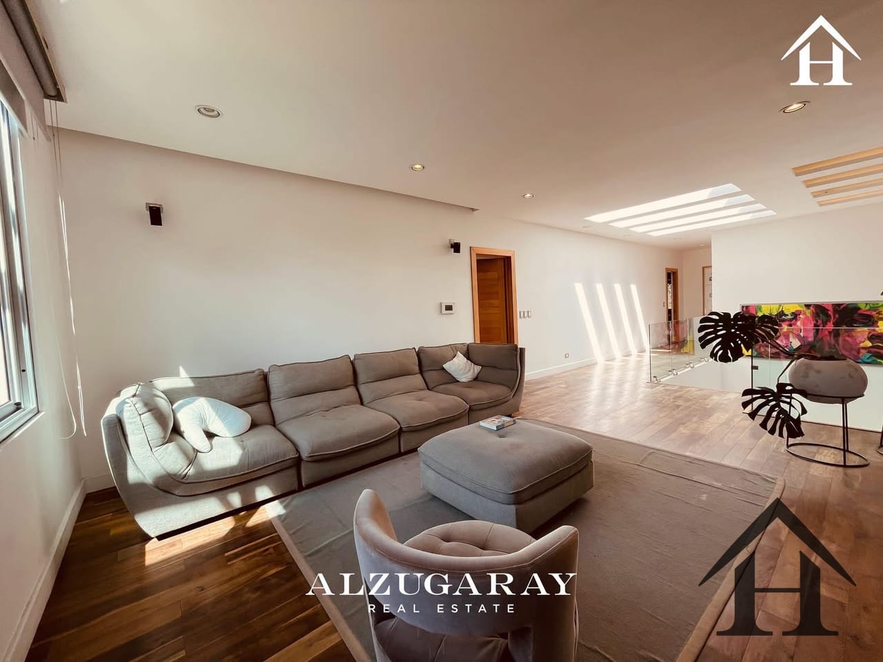 Casa moderna en Condominio Las Luces KM13.5 Carr a El Salv — Casa en Venta en Las Luces, Carretera a El Salvador, Guatemala, Ciudad — foto 7 de 12