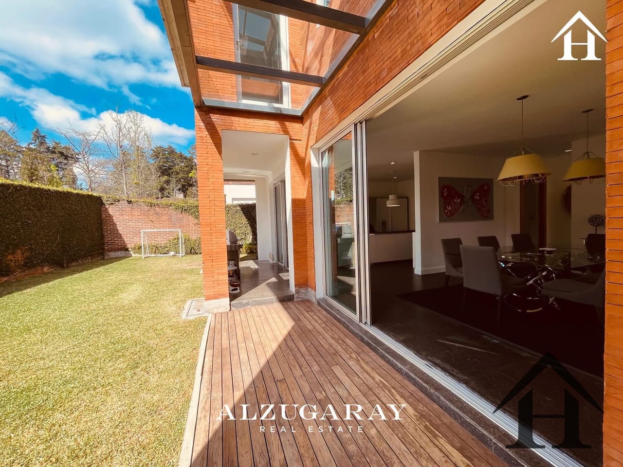 Casa moderna en Condominio Las Luces KM13.5 Carr a El Salv — Casa en Venta en Las Luces, Carretera a El Salvador, Guatemala, Ciudad — foto 12 de 12