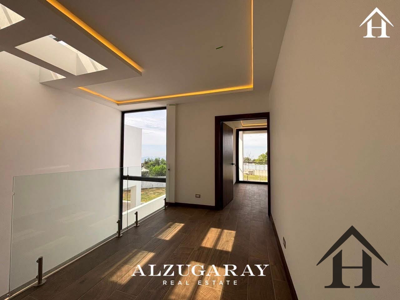 Casa moderna Carr. A Santa Elena Barillas Cond Diamantes de Gadiel — Casa en Venta en Carretera a El Salvador, Guatemala, Ciudad — foto 6 de 11