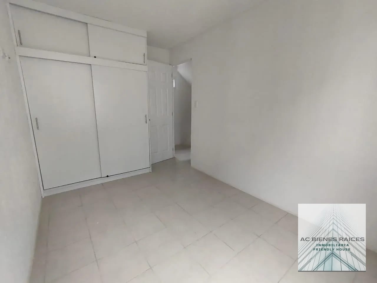 Casita en renta en Atanazio 3 zona 12 — Casa en Alquiler en Zona 12, Guatemala, Ciudad — foto 9 de 11