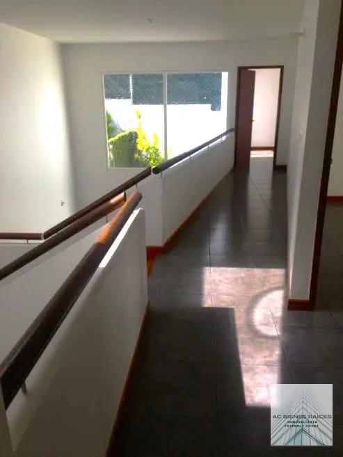 Renta Casa en Campos de San Isidro zona 16 — Casa en Alquiler en Campos de San Isidro, Zona 16, Guatemala, Ciudad — foto 6 de 12