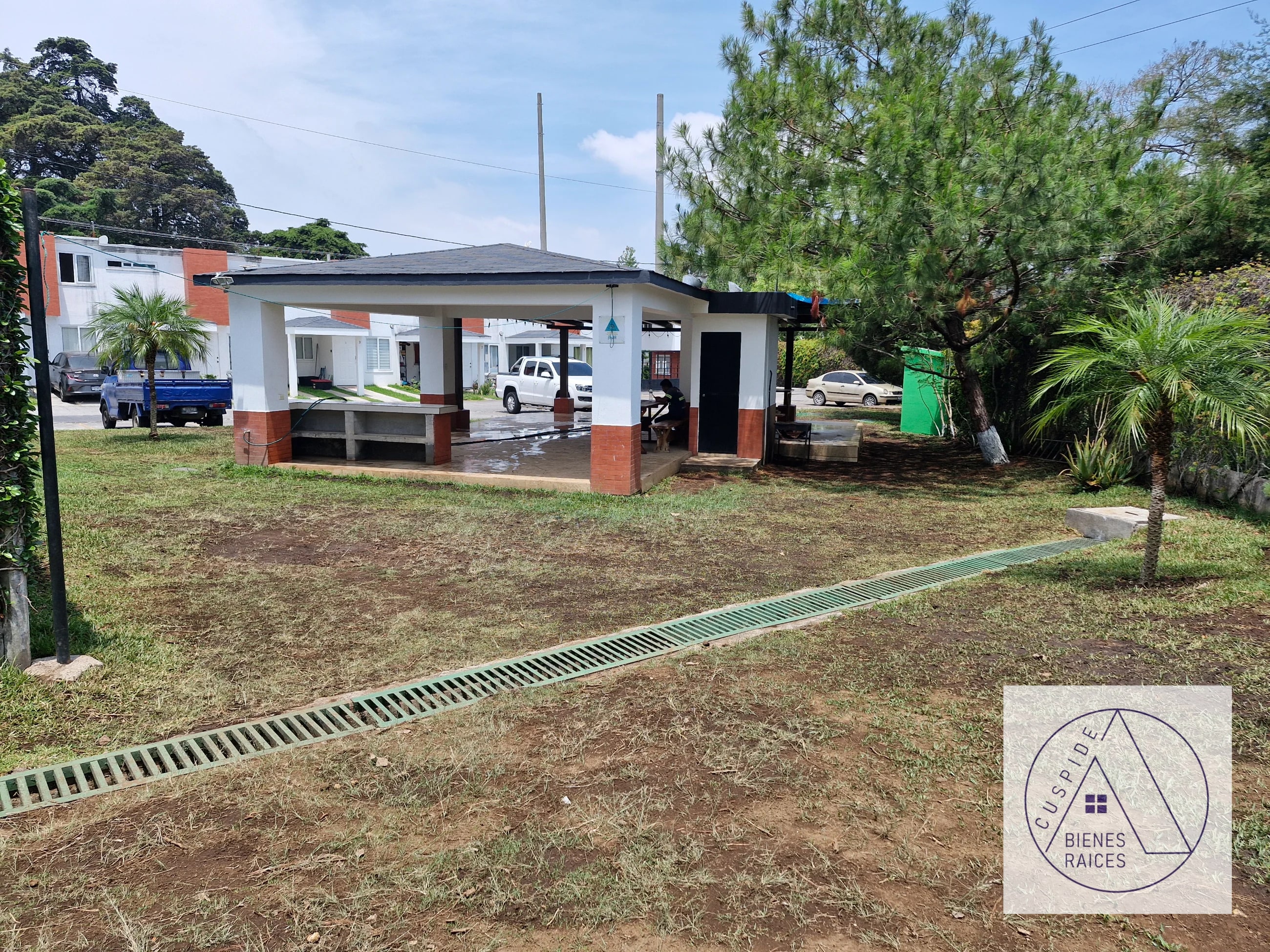 Santa Catarina Pinula Lomas del Carmen #3 se vende casa a buen precio - 6