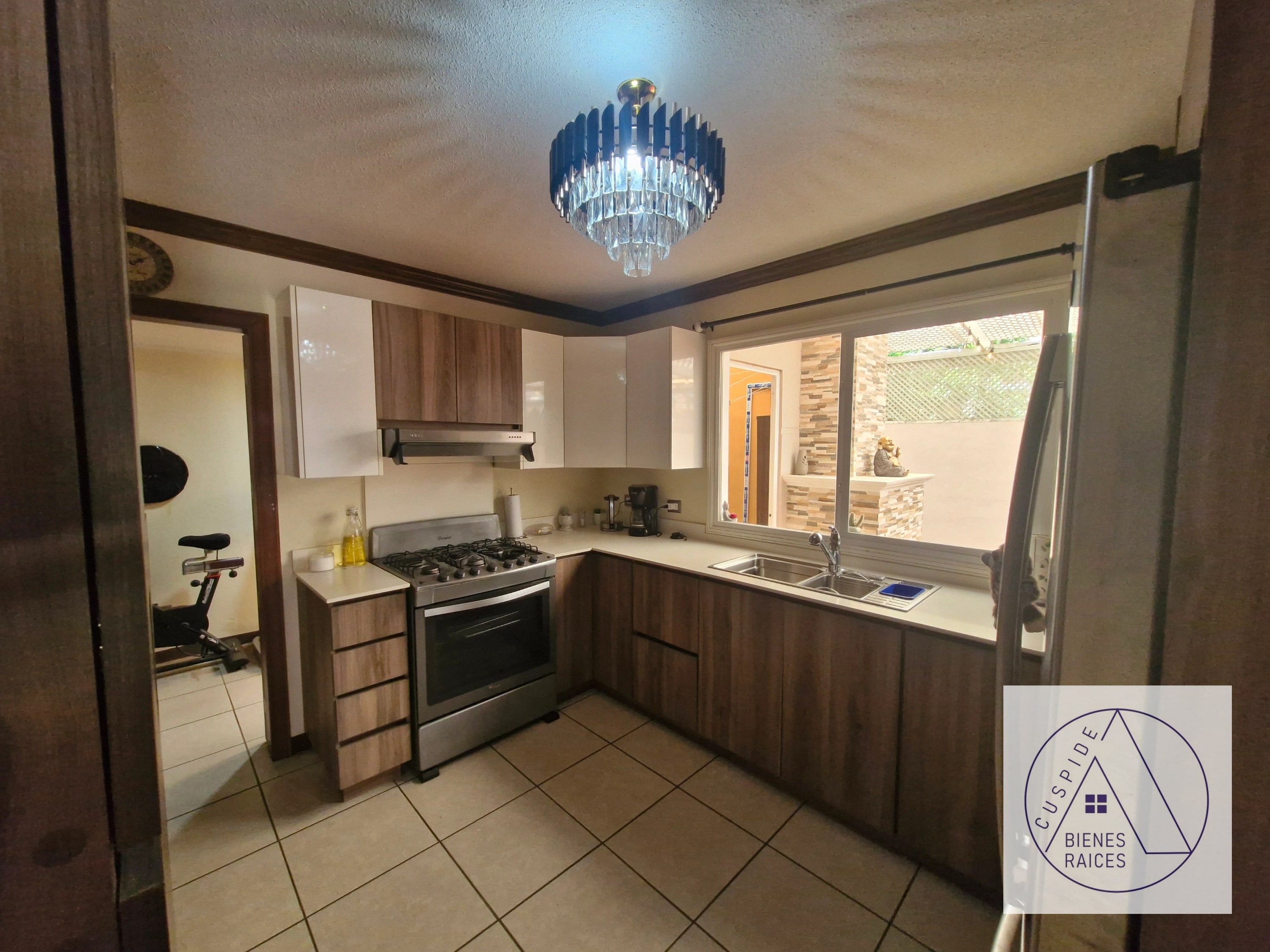 Carr Salvador San Martin de Allende km 29.5 Casa en Venta de Lujo y completa — Casa en Venta en km 26-30, Carretera a El Salvador, Guatemala, Ciudad — foto 7 de 11