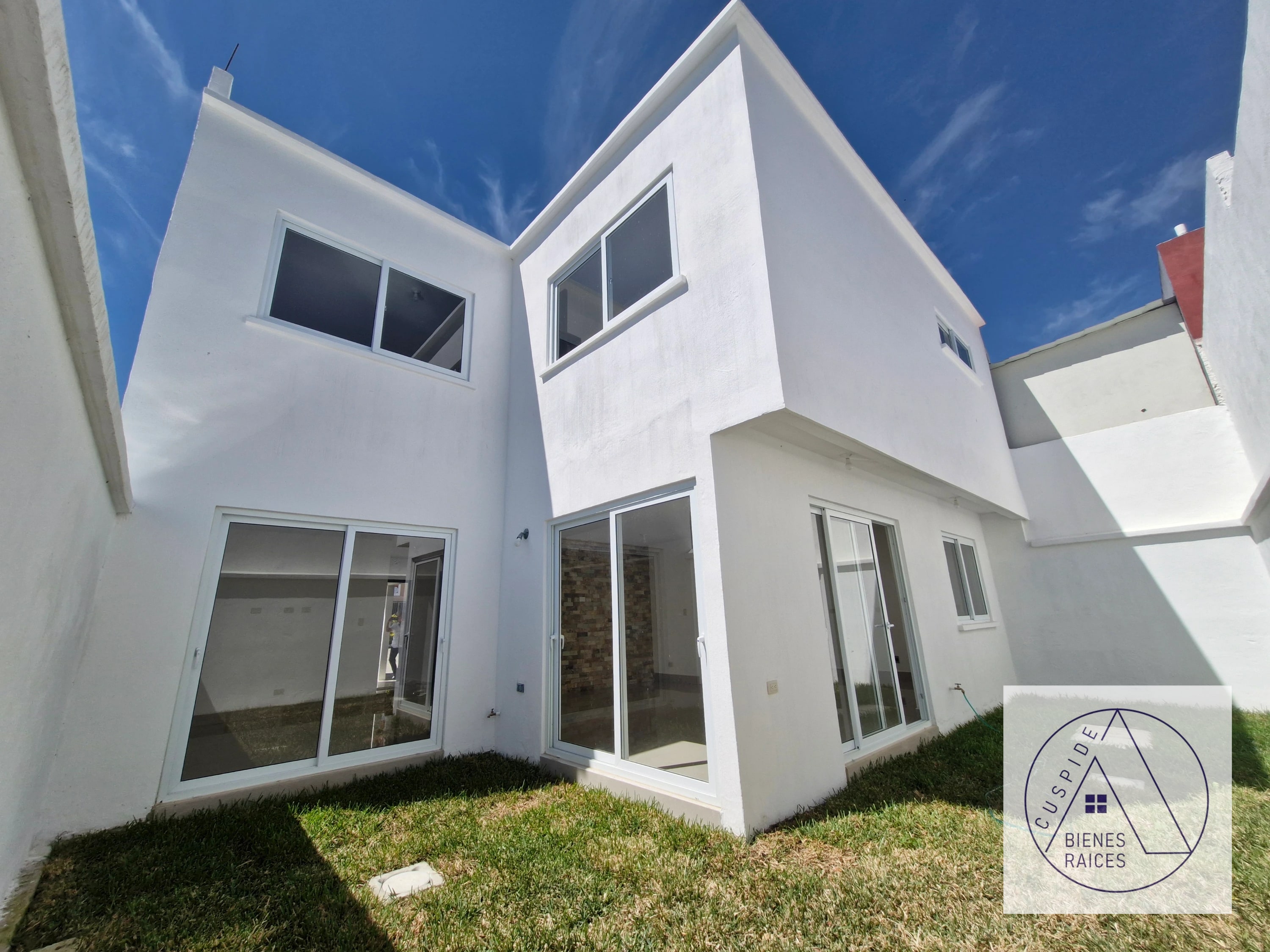 Carr Salvador casa en venta para estrenar Villas de Picasso — Casa en Venta en Carretera a El Salvador, Guatemala, Ciudad — foto 1 de 11