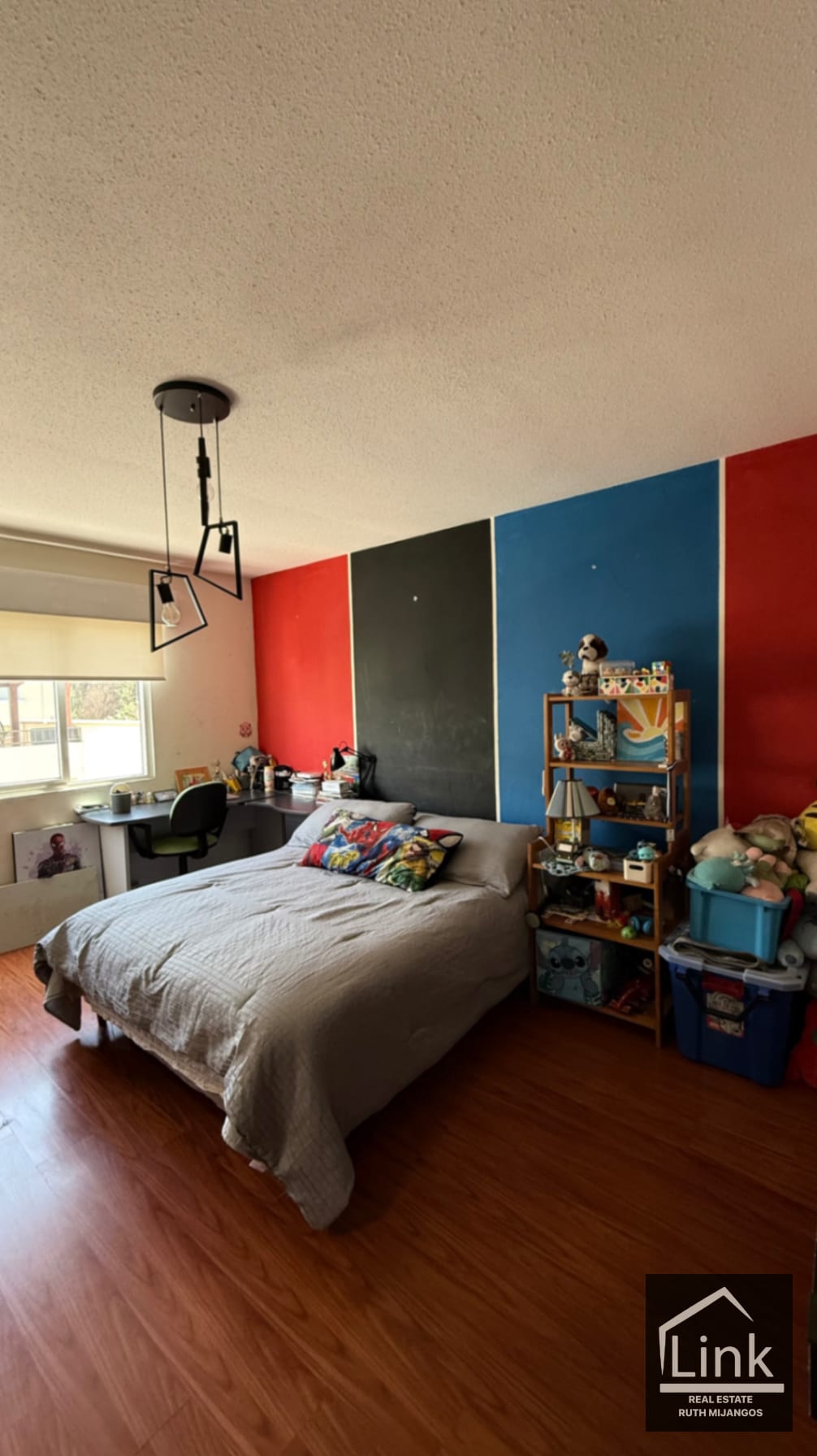 Espectacular Casa En Venta LAS LUCES DEL ENCINAL ZONA 7 MIXCO — Casa en Venta en El Encinal, Zona 7 Mixco, Guatemala, Ciudad — foto 8 de 15