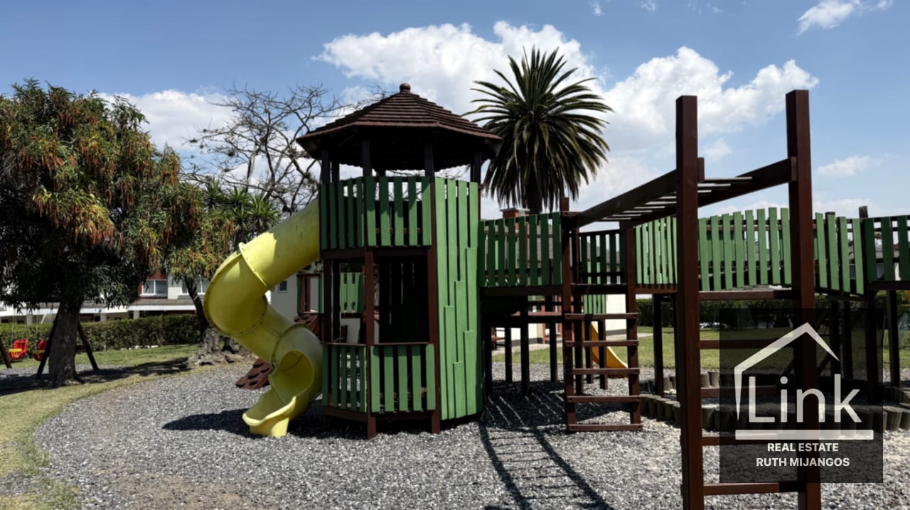 Espectacular Casa En Venta LAS LUCES DEL ENCINAL ZONA 7 MIXCO — Casa en Venta en El Encinal, Zona 7 Mixco, Guatemala, Ciudad — foto 15 de 15