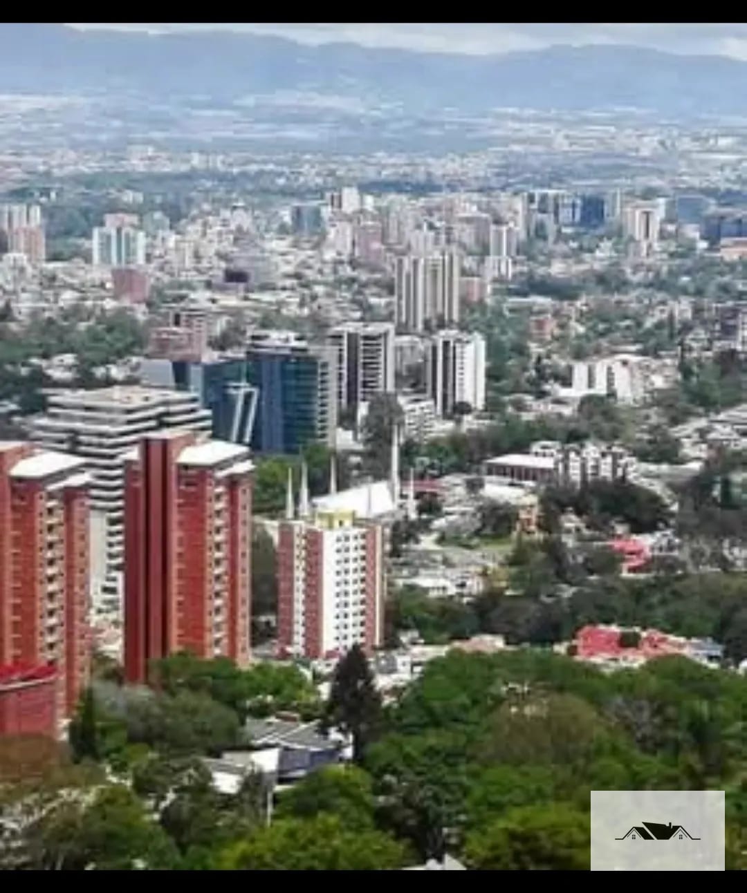 En Renta Townhouse Zona 15 — Casa en Alquiler en Vista Hermosa I, Zona 15, Guatemala, Ciudad — foto 1 de 1