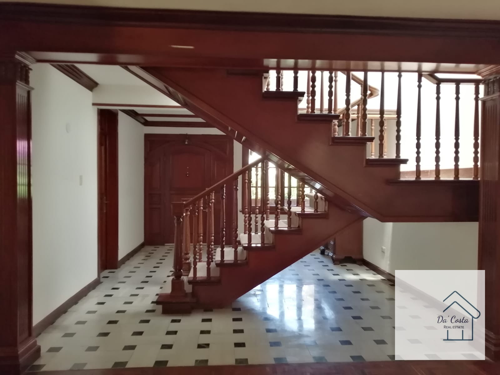Casa en venta Zona 14 la Villa — Casa en Venta en La Villa, Zona 14, Guatemala, Ciudad — foto 2 de 17