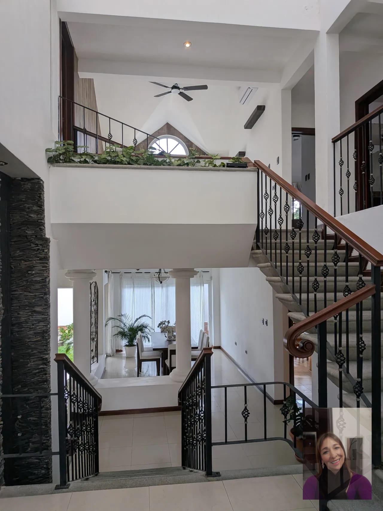 Preciosa Casa Dos Niveles "las Fuentes" Z.16 — Casa en Venta en Santa Rosita, Zona 16, Guatemala, Ciudad — foto 5 de 17