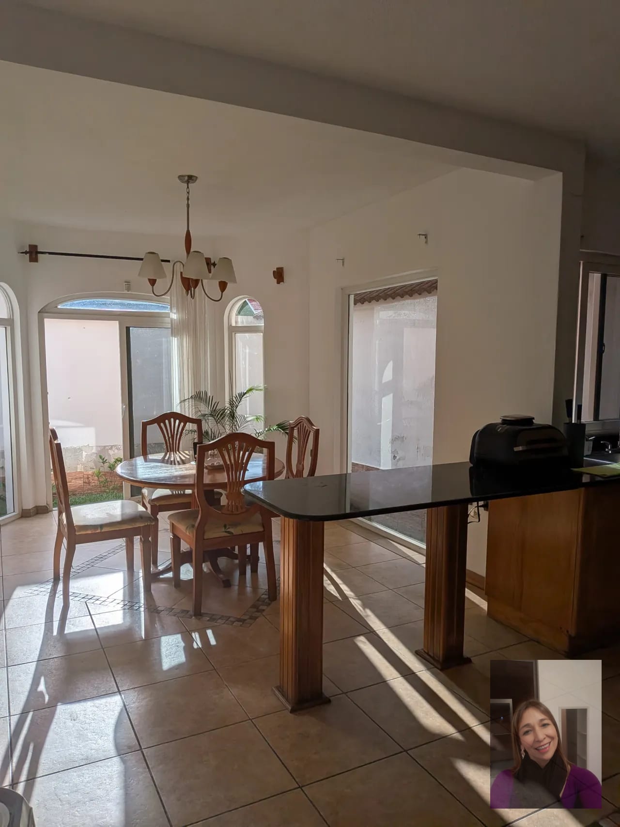 Preciosa Casa Dos Niveles "las Fuentes" Z.16 — Casa en Venta en Santa Rosita, Zona 16, Guatemala, Ciudad — foto 10 de 17