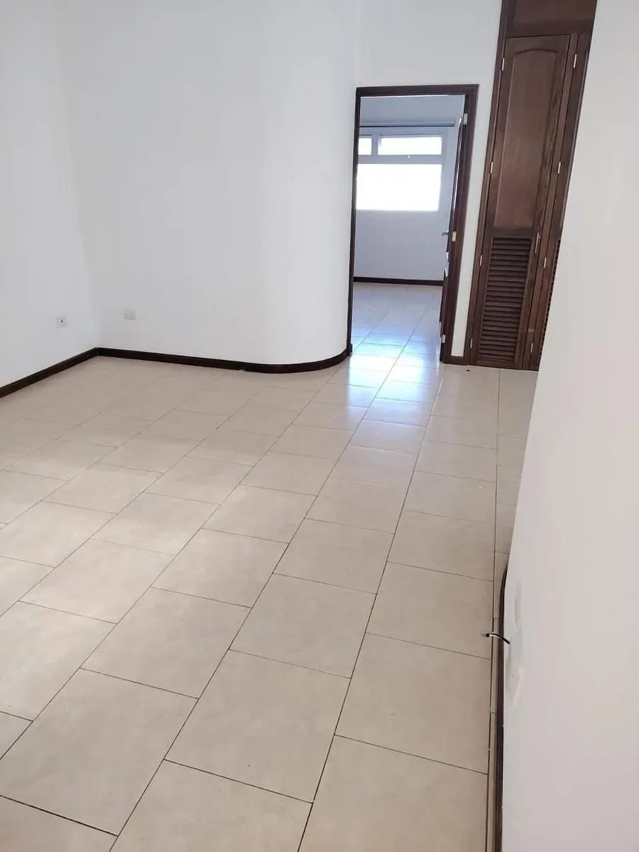 Casa en renta en Km 16.5 CAES — Condominio Boungambilias de Arrazola — Casa en Alquiler en Bouganbilias de Arrazola, Carretera a El Salvador, Guatemala, Ciudad — foto 7 de 13