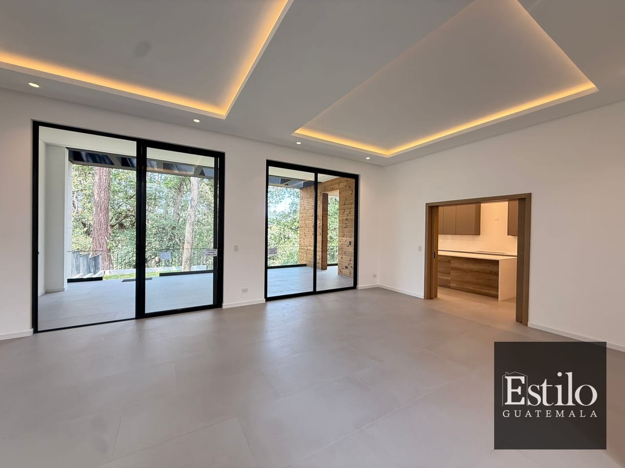Preciosa Casa En Venta Z.16 — Casa en Venta en Zona 16, Guatemala, Ciudad — foto 7 de 17