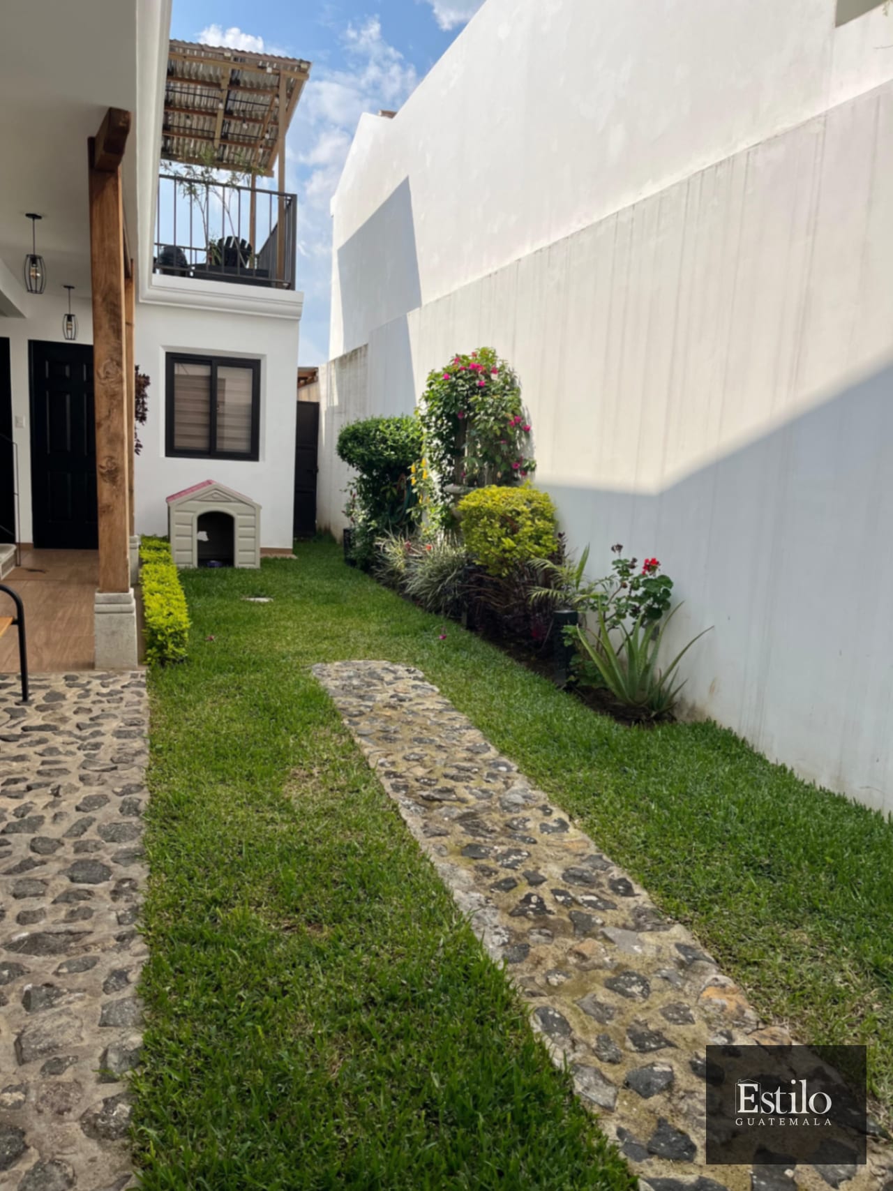 PRECIOSA CASA CON MUEBLES EN ANTIGUA GUATEMALA — Casa en Venta en Antigua, Sacatepéquez — foto 14 de 16