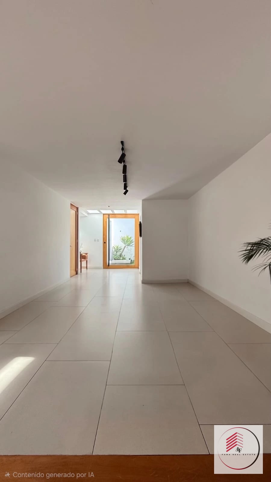ALQUILER DE CASA EN ZONA 15 REMODELADA DE 268 M² ATRAS DE MULTIMEDICA DENTRO DE GARITA — Casa en Alquiler en Zona 15, Guatemala, Ciudad — foto 15 de 17