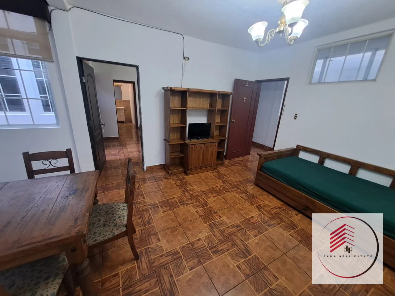 Alquiler de apartamento de una habitación en Oakland zona 10 a una cuadra de Oakland mall — Casa en Alquiler en Zona 10, Guatemala, Ciudad — foto 3 de 12