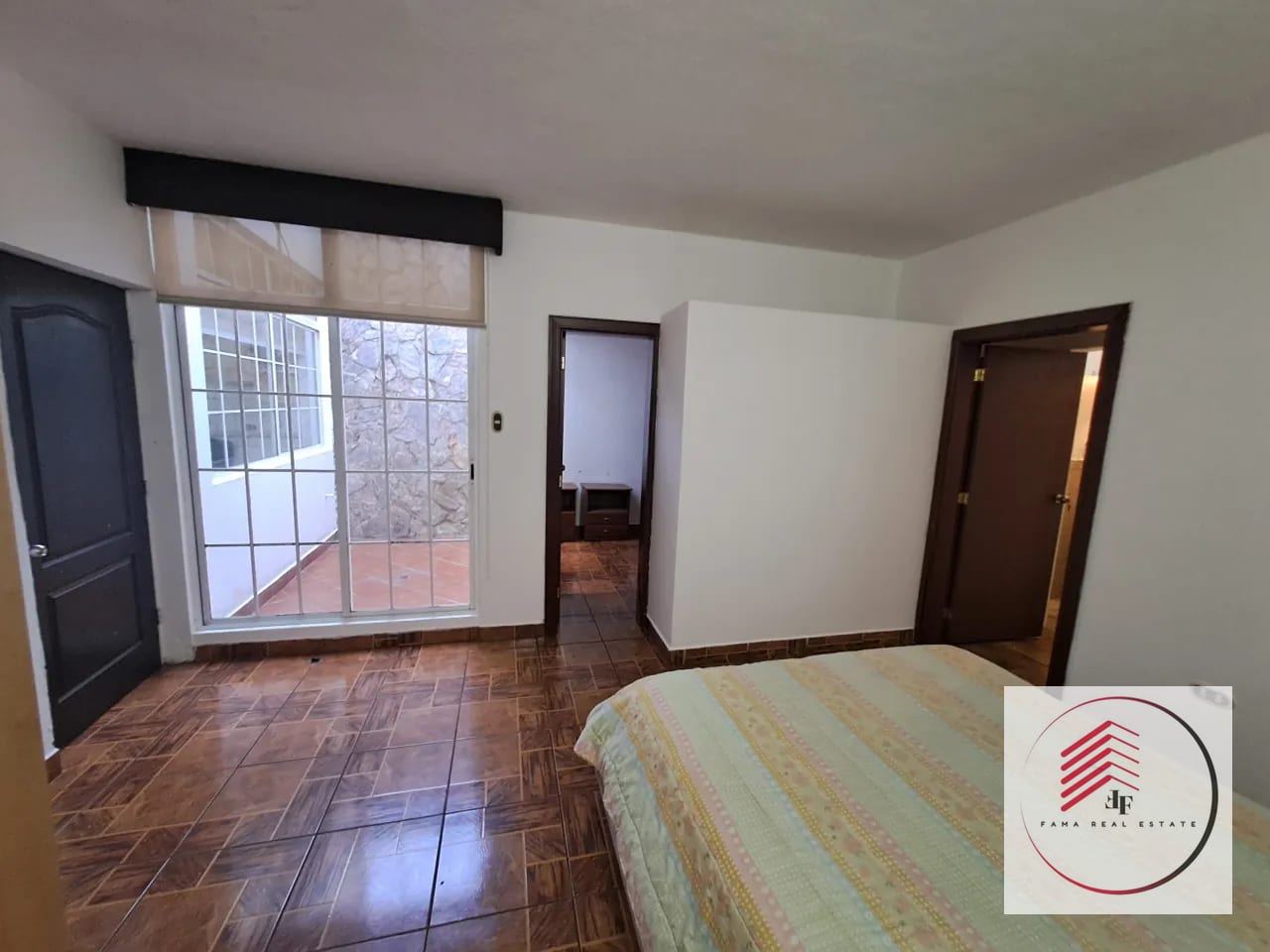 Alquiler de apartamento de una habitación en Oakland zona 10 a una cuadra de Oakland mall — Casa en Alquiler en Zona 10, Guatemala, Ciudad — foto 5 de 12