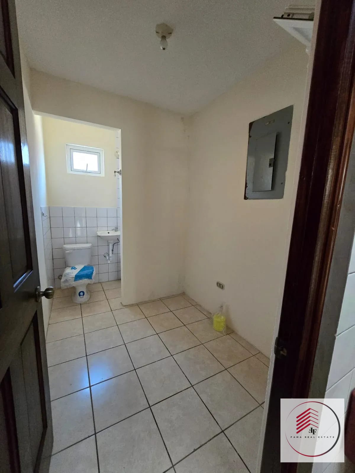 *🏡venta de Hermosa Casa en Condominio el Fortin KM 18.5, Nitida !!! — Casa en Venta en El Fortín, Carretera a El Salvador, Guatemala, Ciudad — foto 10 de 17