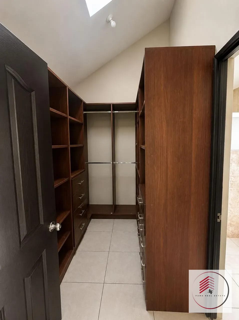 *rento Villa Serena, Condado el Naranjo, Zona 4 Mixco* — Casa en Alquiler en Zona 4 Mixco, Guatemala, Ciudad — foto 11 de 11