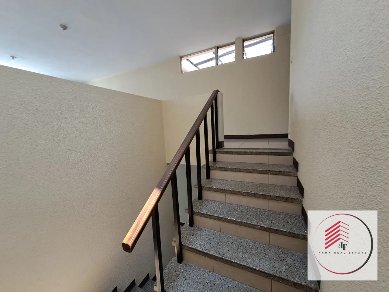 En Renta Casa en Residenciales las Brisas Clz. Mateo Flores Zona 7 — Casa en Alquiler en Zona 7, Guatemala, Ciudad — foto 10 de 17