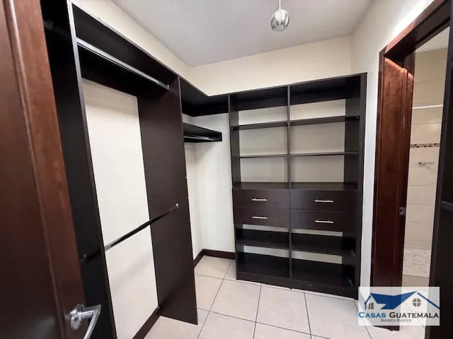 Rento casa en Zona 16 SAN ISIDRO CONDOMINIO EXCLUSIVO — Casa en Alquiler en Zona 16, Guatemala, Ciudad — foto 13 de 17