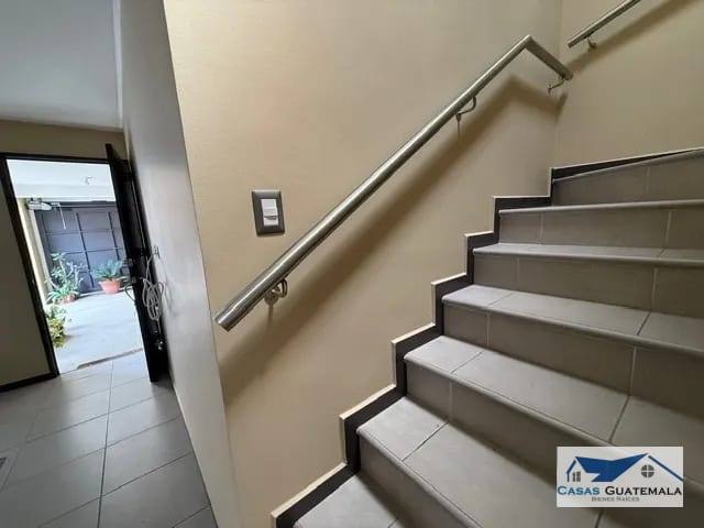 CASA EN VENTA EN CUMBRES DE LA ARBOLEDA Km 21 CAES — Casa en Venta en Cumbres de La Arboleda, Carretera a El Salvador, Guatemala, Ciudad — foto 13 de 17