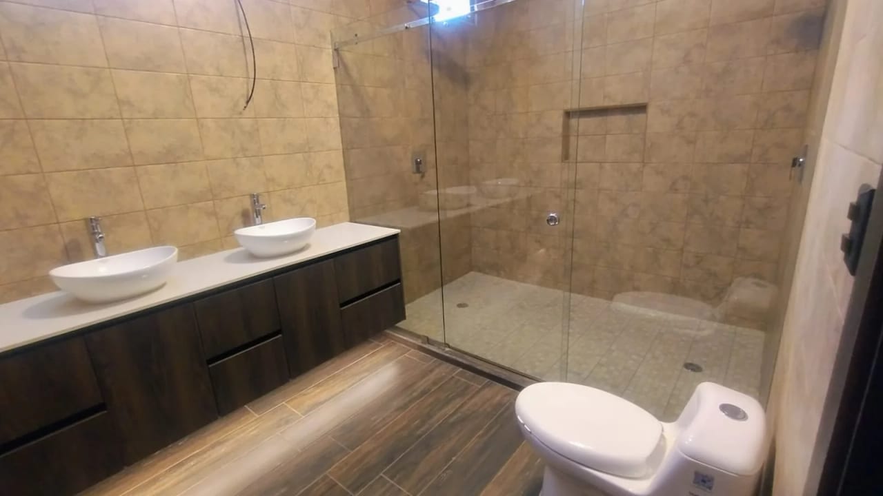 Vendo Casa CAES Km 25 Carretera a Santa Elena Barillas — Casa en Venta en Santa Elena Barillas, Guatemala, Ciudad — foto 6 de 8