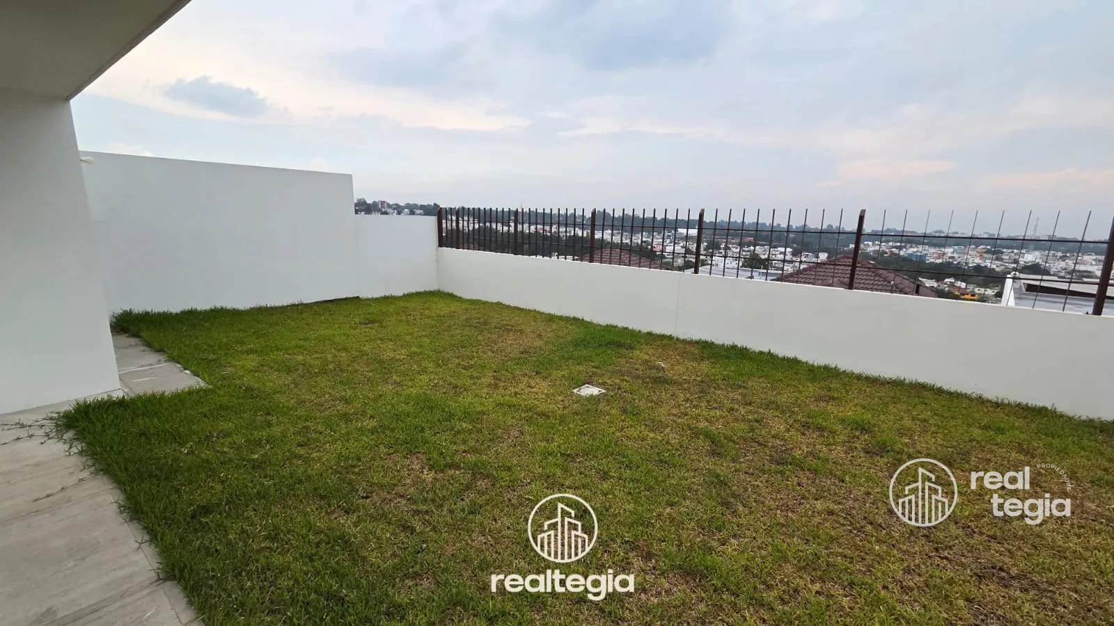 CASAS ALTOS DE LOMAS DE SAN ISIDRO ZONA 16 — Casa en Venta en Zona 16, Guatemala, Ciudad — foto 17 de 17