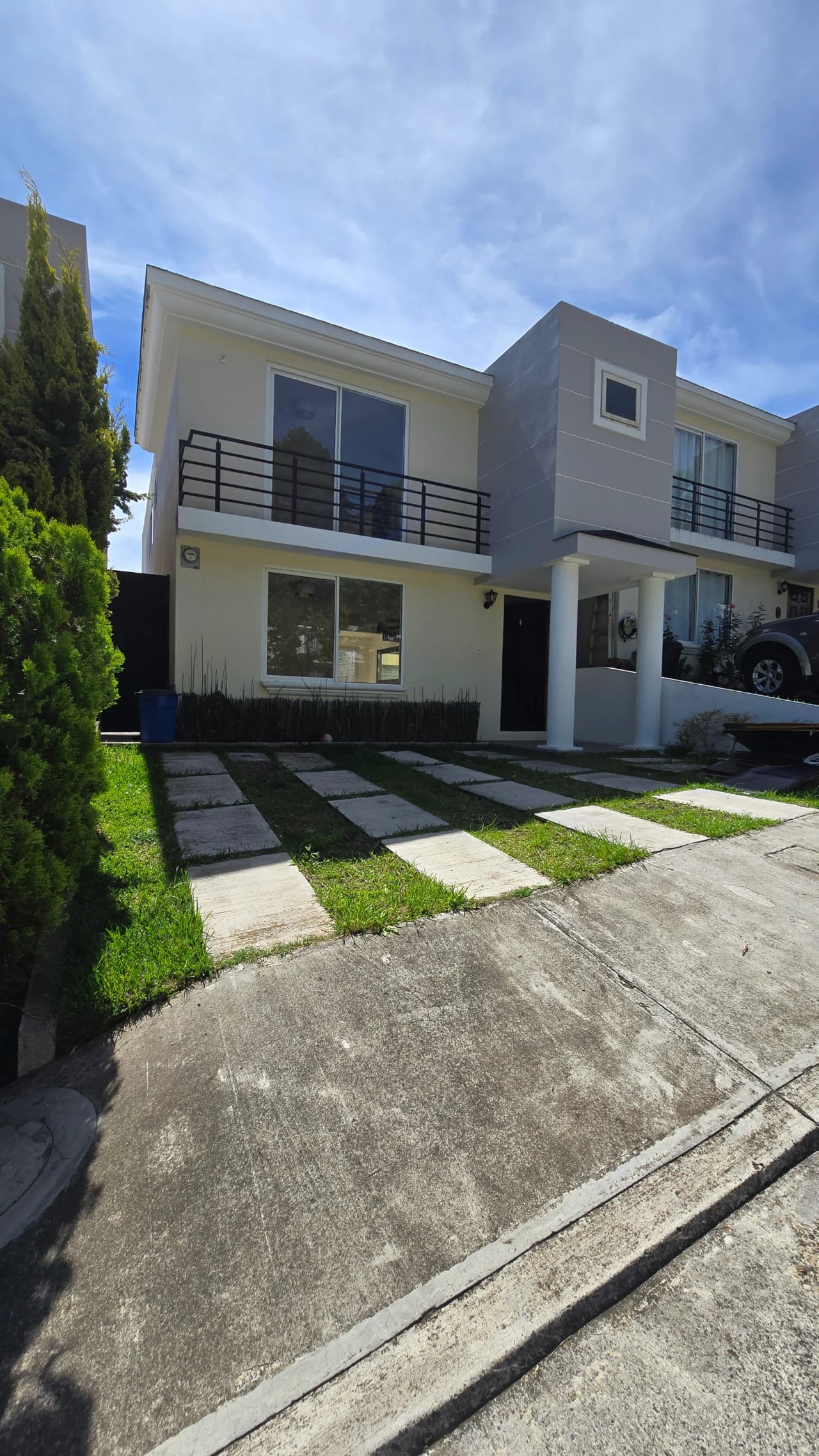 Casa en venta en Km 9.5 a San José Pinula — Casa en Venta en Carretera a El Salvador, Guatemala, Ciudad — foto 1 de 11