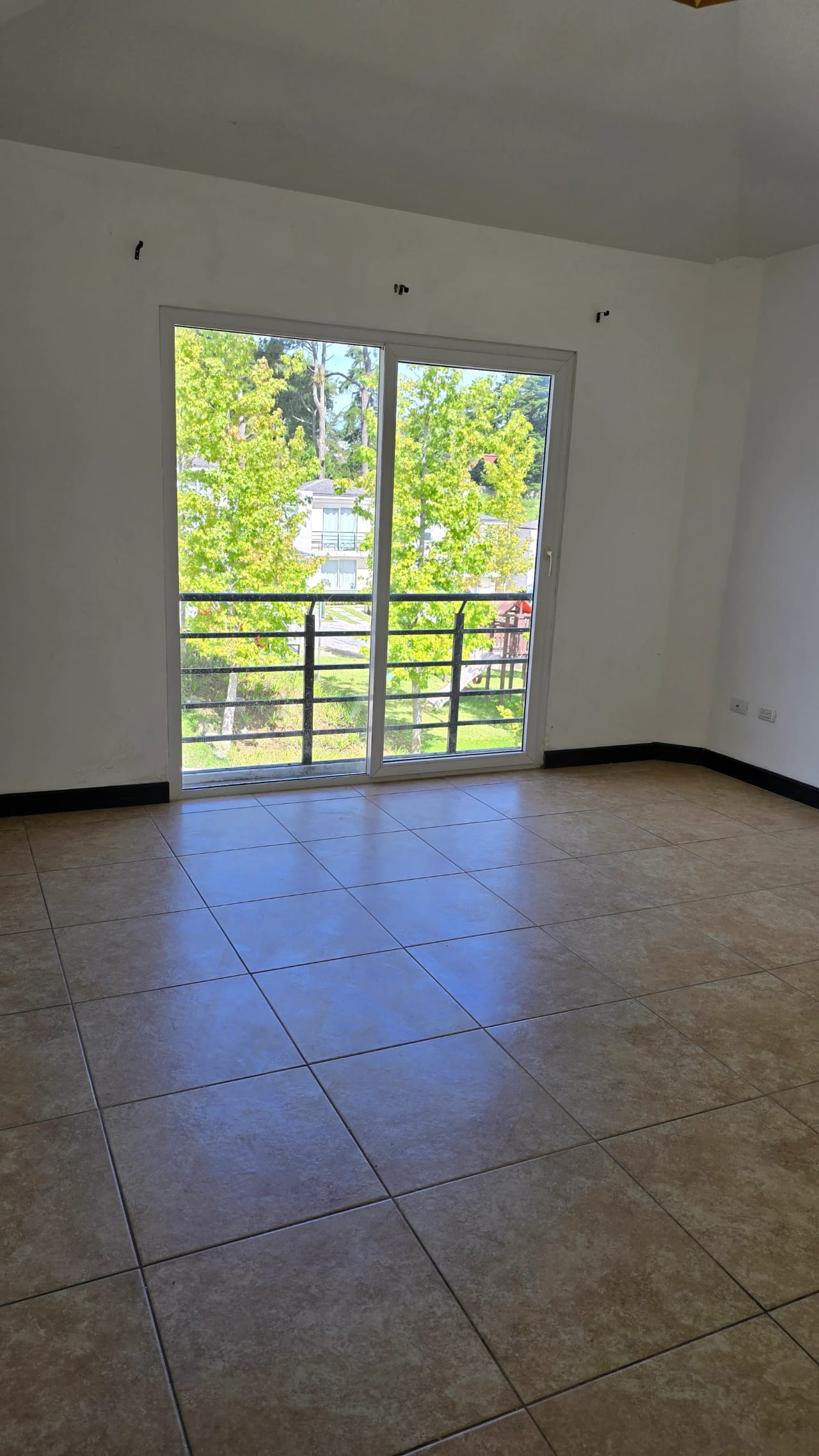 Casa en venta en Km 9.5 a San José Pinula — Casa en Venta en Carretera a El Salvador, Guatemala, Ciudad — foto 7 de 11