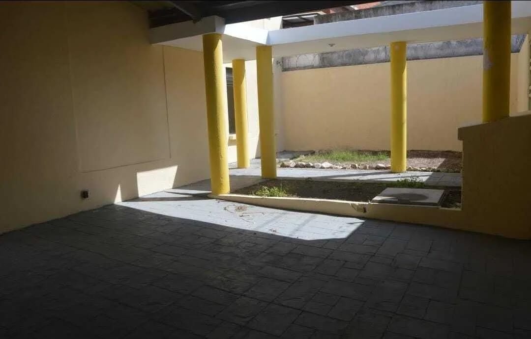 Casa en venta en Los Manantiales — Casa en Venta en San José Pinula, Guatemala, Ciudad — foto 1 de 15