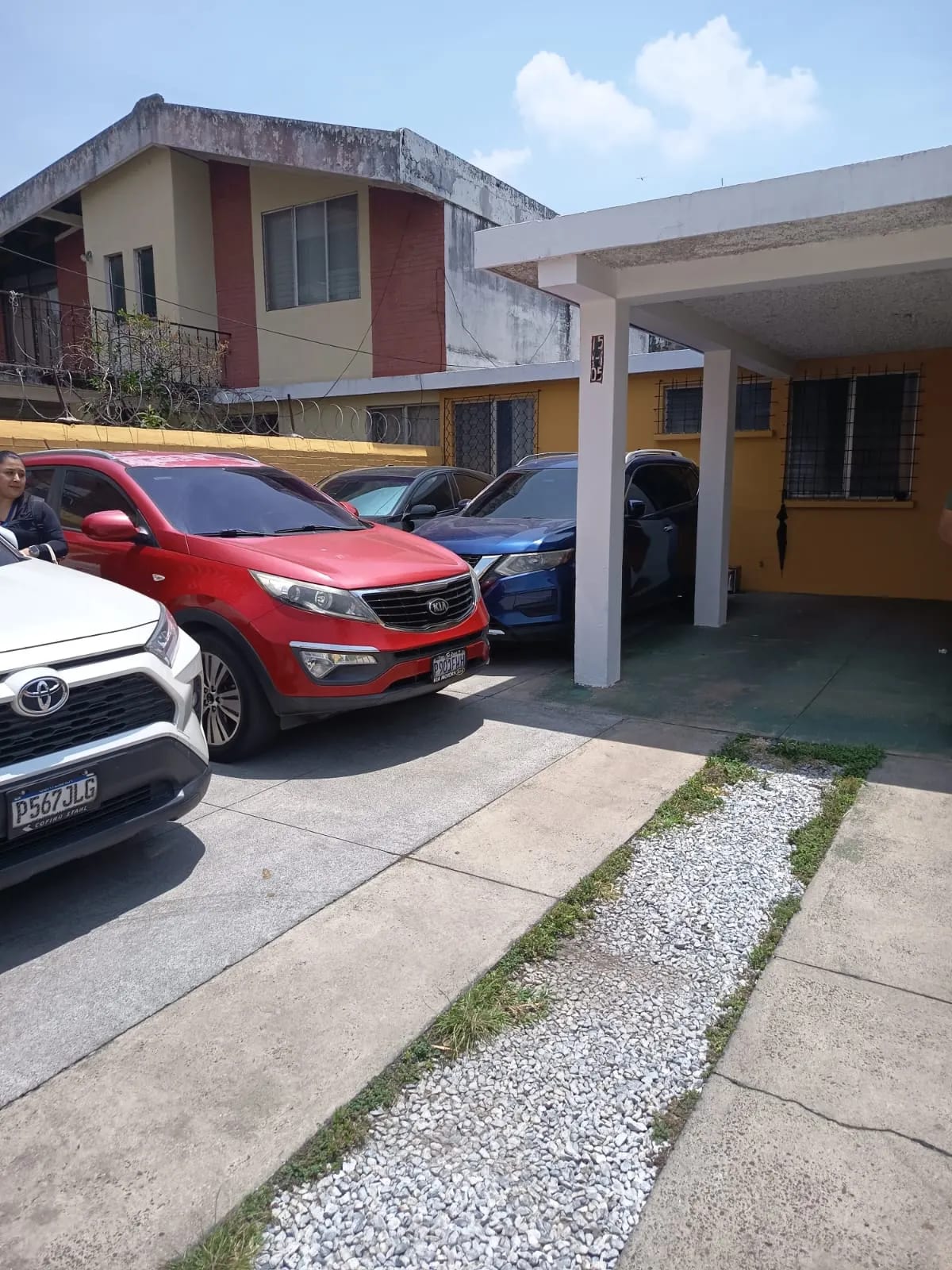 VENTA Casa con suelo comercial en zona 15 — Casa en Venta en Colonia El Maestro, Zona 15, Guatemala, Ciudad — foto 1 de 17
