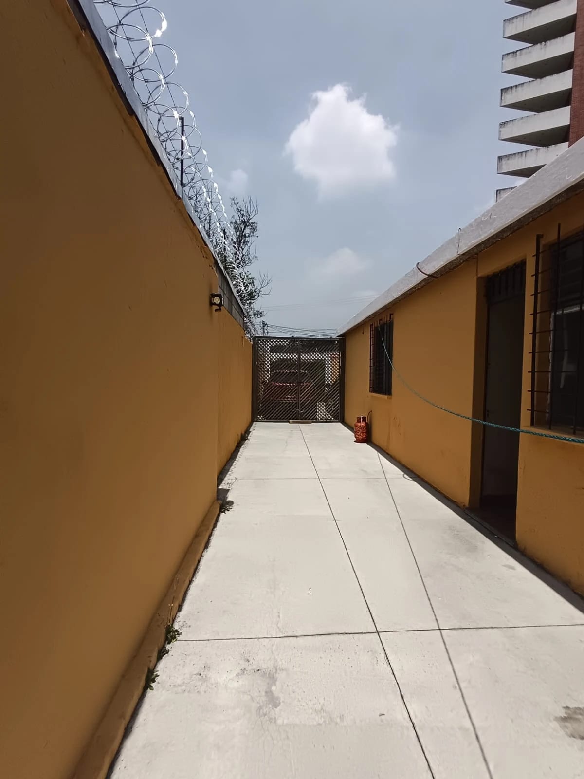 VENTA Casa con suelo comercial en zona 15 — Casa en Venta en Colonia El Maestro, Zona 15, Guatemala, Ciudad — foto 14 de 17