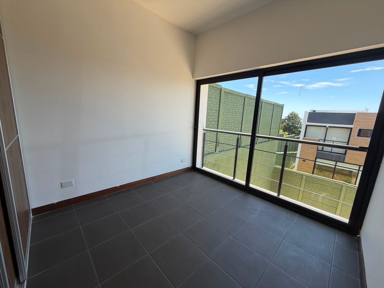 Casa en venta Las 7 Gotas carretera a El Salvador km 18.5 — Casa en Venta en Carretera a El Salvador, Guatemala, Ciudad — foto 2 de 12