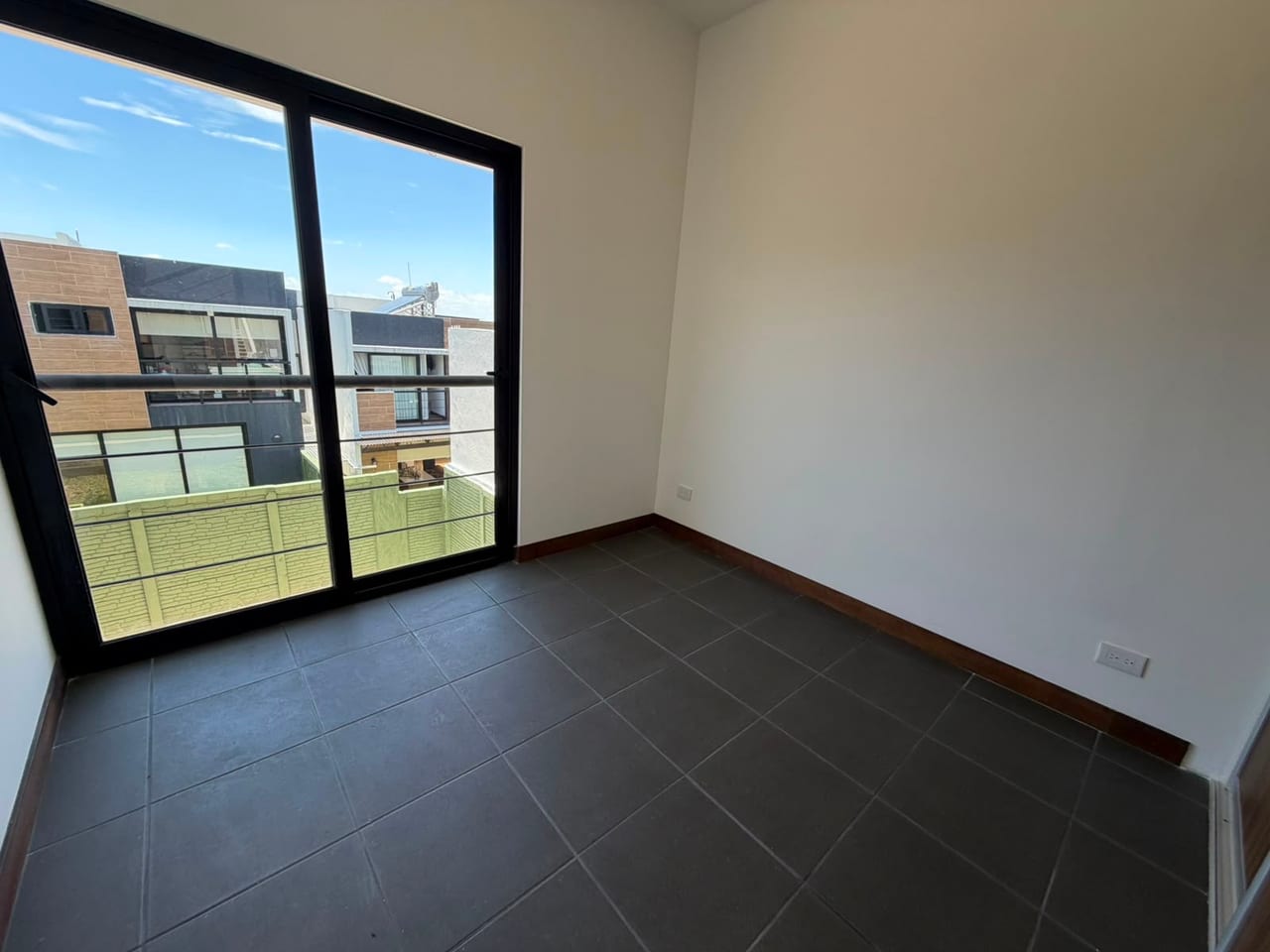 Casa en venta Las 7 Gotas carretera a El Salvador km 18.5 — Casa en Venta en Carretera a El Salvador, Guatemala, Ciudad — foto 7 de 12