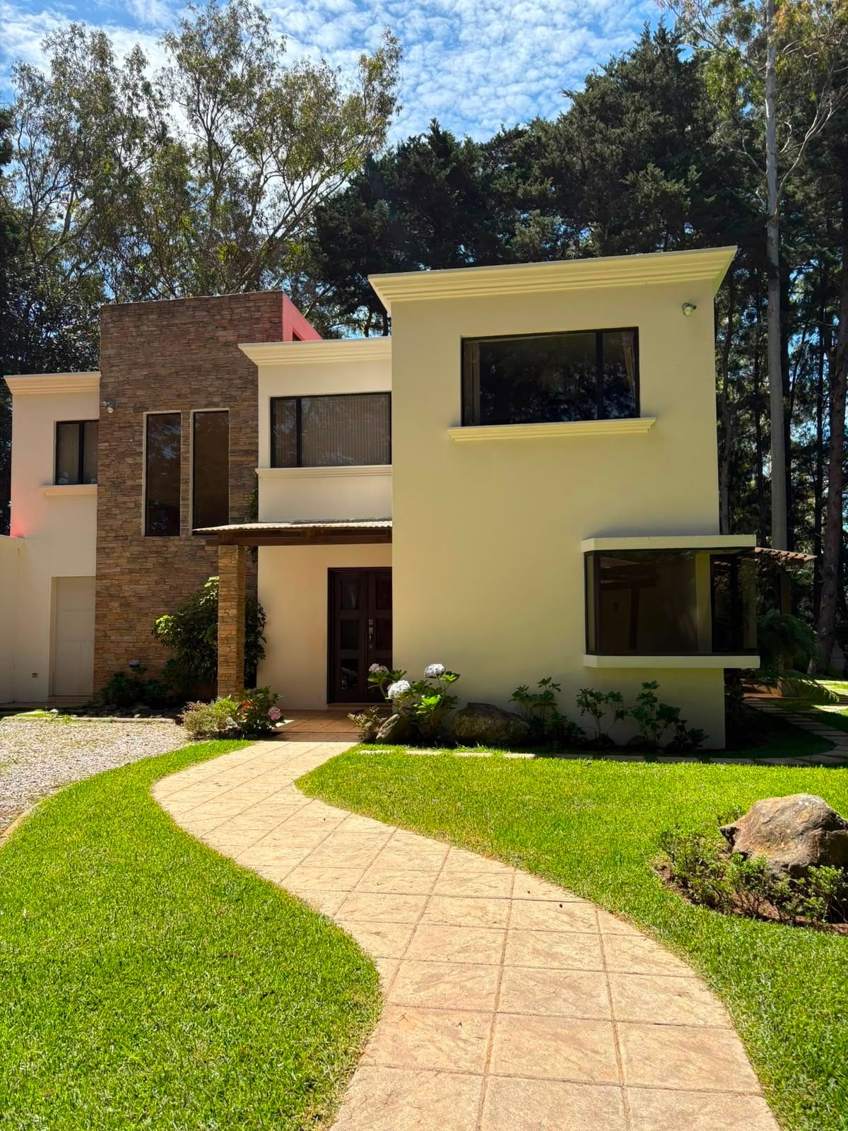 Casa en Renta - Loma Point – Km 21.5 Carretera a El Salvador — Casa en Alquiler en Loma Point, Carretera a El Salvador, Guatemala, Ciudad — foto 11 de 16