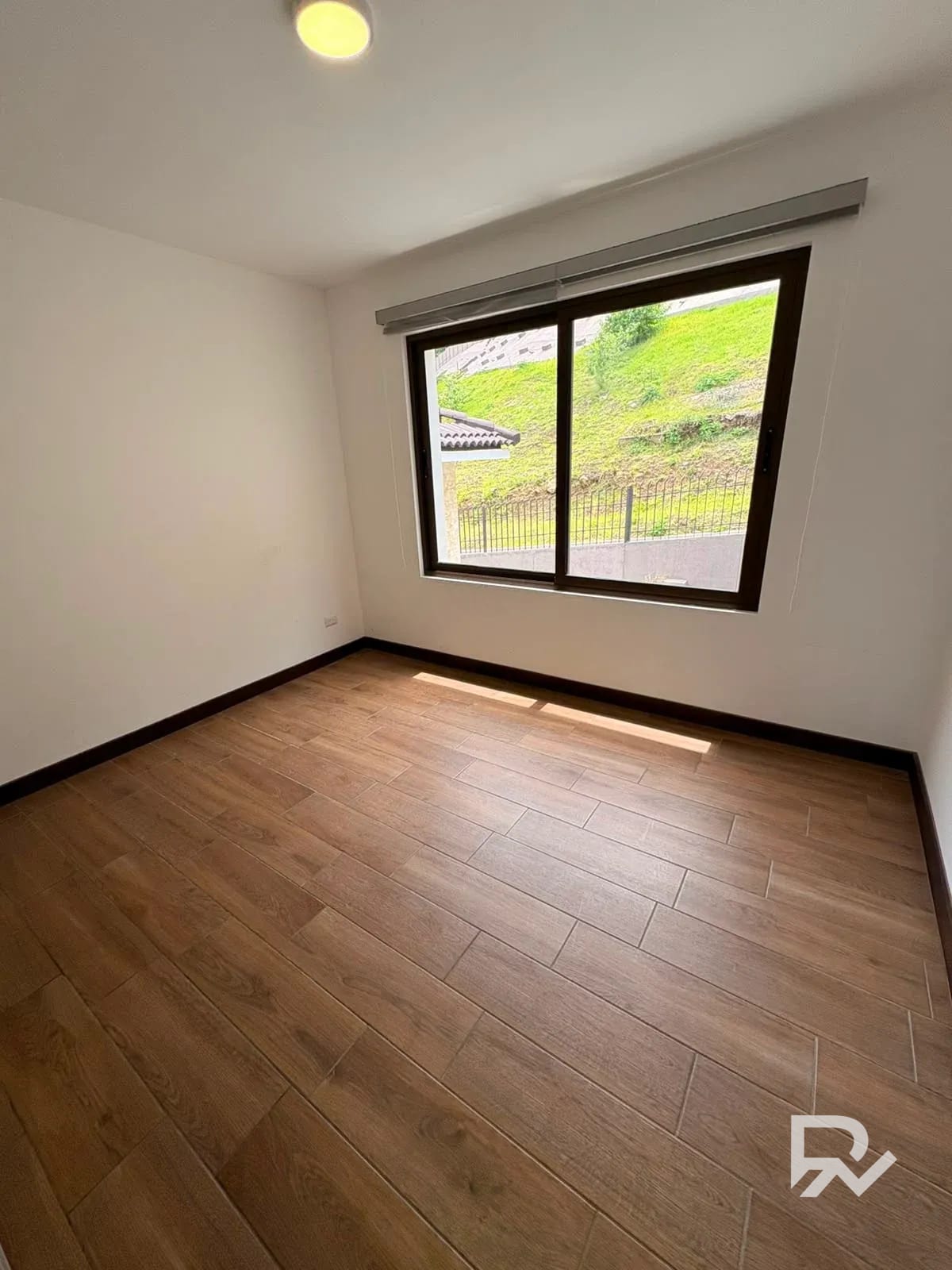 Casa en alquiler en Condominio La Reserva II Lomas de San Isidro, Zona — Casa en Alquiler en Zona 16, Guatemala, Ciudad — foto 11 de 17