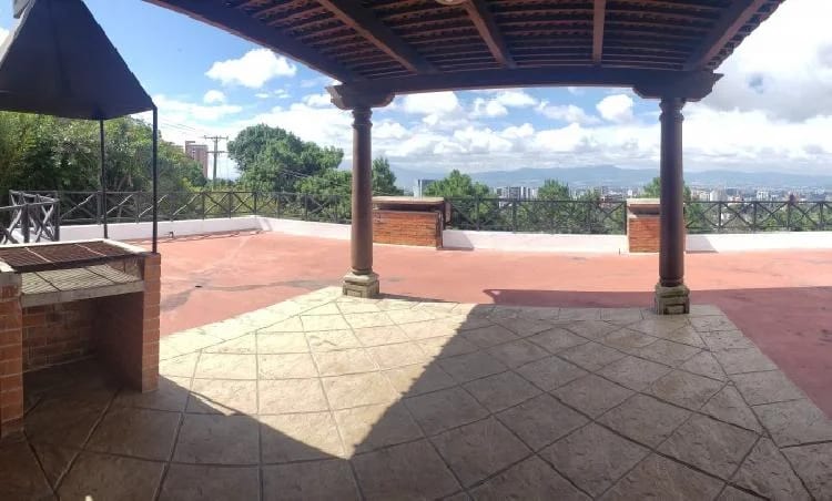 Hermosa casa en venta en San Lazaro zona 15 — Casa en Venta en San Lázaro, Zona 15, Guatemala, Ciudad — foto 7 de 10