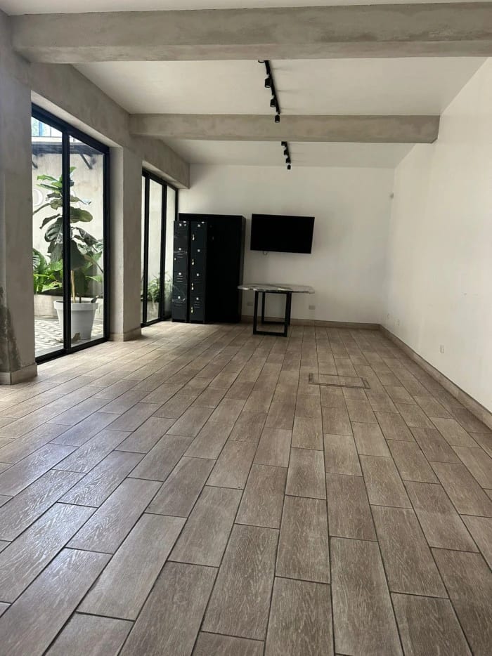 Casa ideal para oficinas en venta en Zona 10 — Casa en Venta en Zona 10, Guatemala, Ciudad — foto 7 de 9