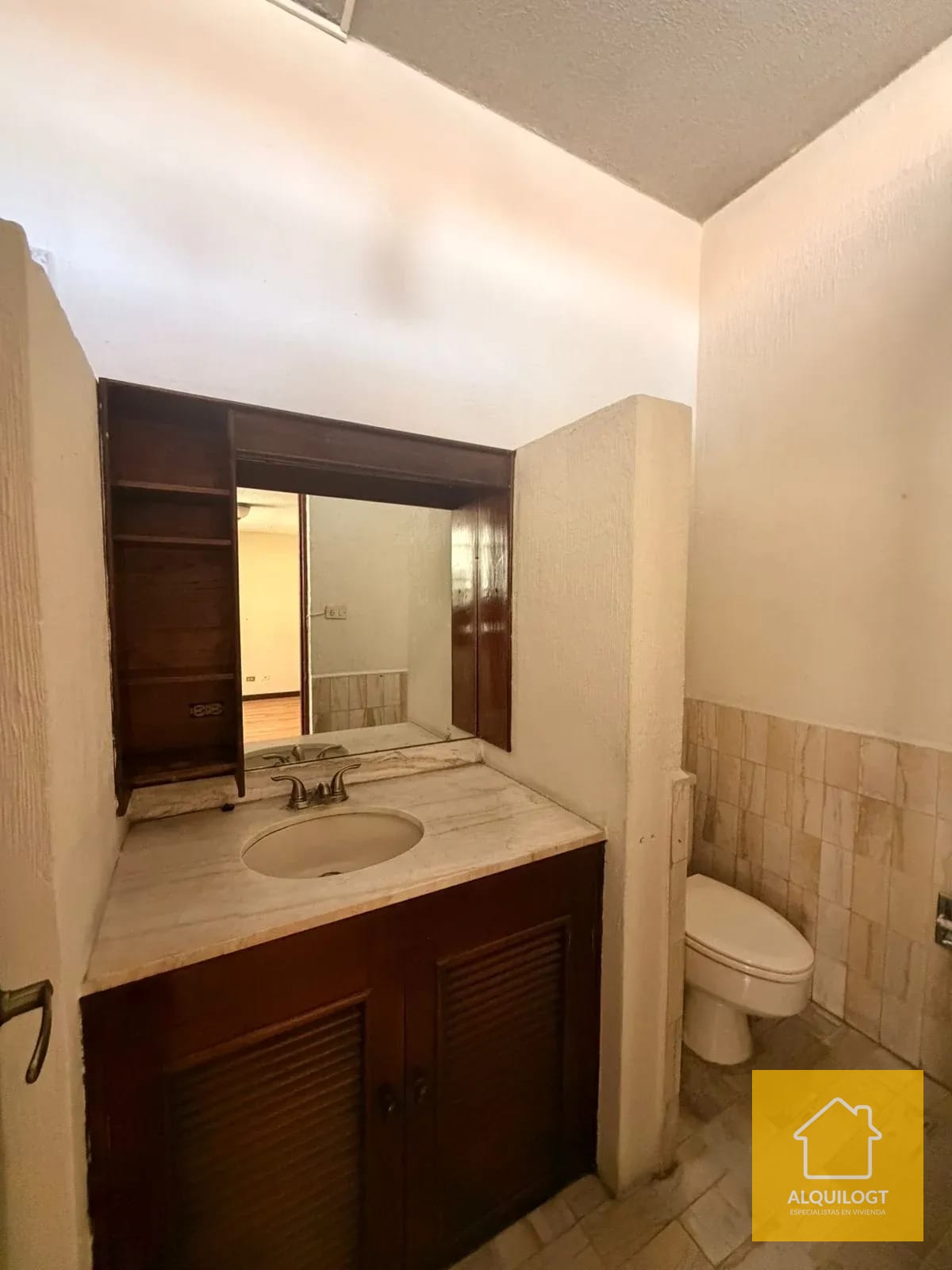 Casa en Pradera Zona 10 de 5 Hab AGT3062 — Casa en Alquiler en Zona 10, Guatemala, Ciudad — foto 12 de 17