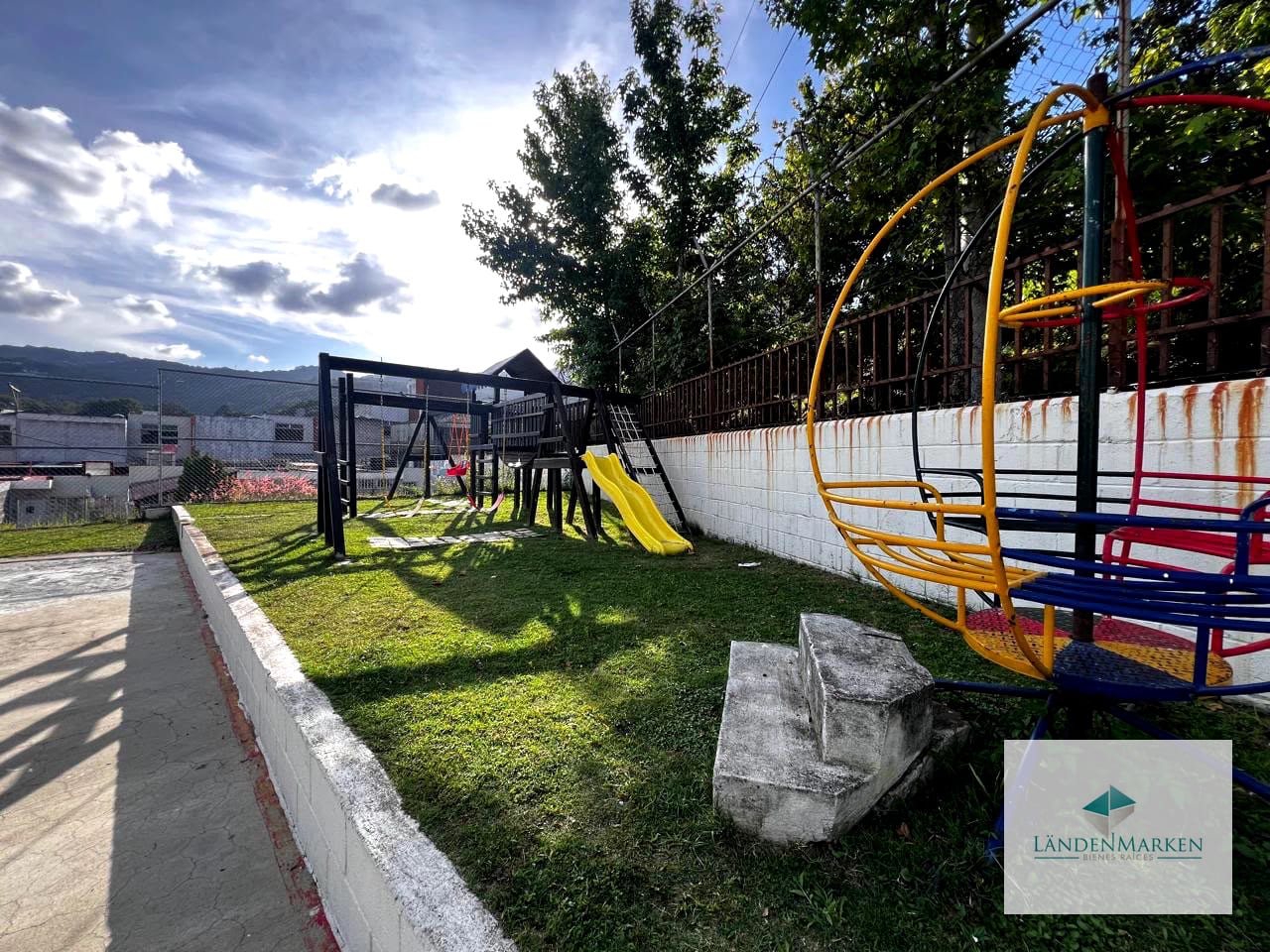 VENTA DE CASA DE UN NIVEL EN SAN CRISTOBAL ZONA 8 DE MIXCO SECTOR A3 — Casa en Venta en Zona 8 Mixco, Guatemala, Ciudad — foto 10 de 11