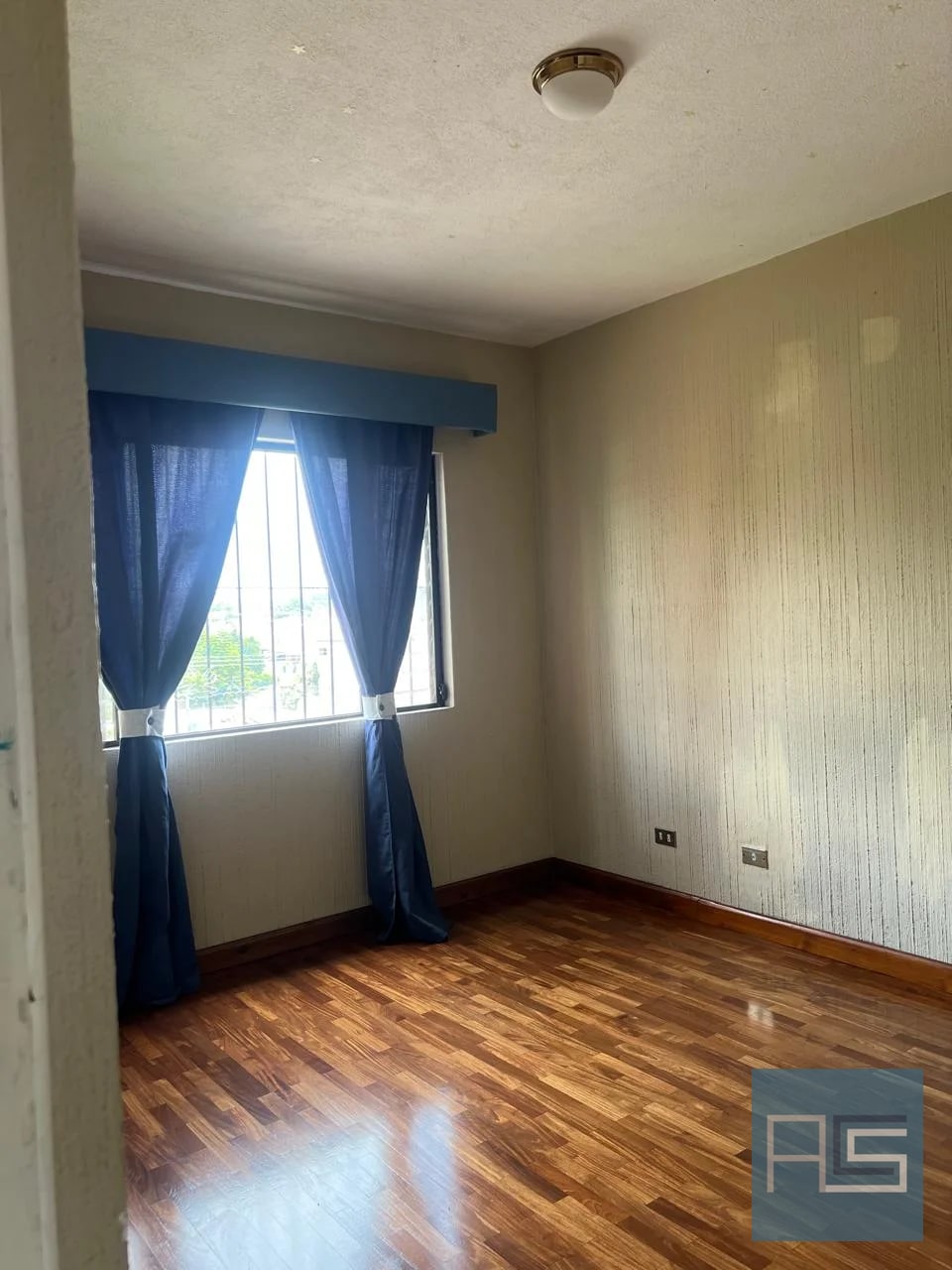 Amplia casa en Venta en Los Manantiales, Carretera a El Salvador — Casa en Venta en San José Pinula, Guatemala, Ciudad — foto 10 de 12